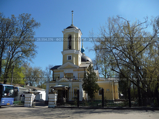 Московская область, город Королёв. Церковь Козьмы и Дамиана в Болшеве (2014) Редакционное фото, фотограф Елена Орлова / Фотобанк Лори