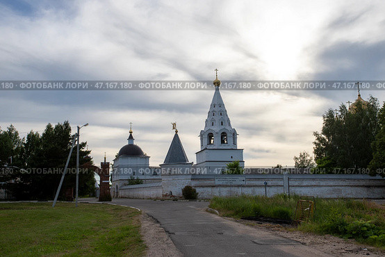 Московская область, город Можайск. Лужецкий Ферапонтов мужской монастырь (2022 год). Редакционное фото, фотограф Литвяк Игорь / Фотобанк Лори