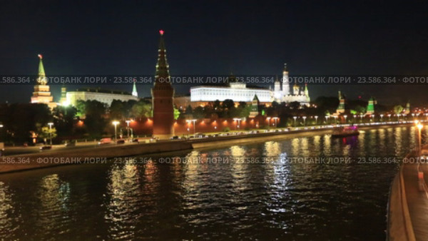 Московский Кремль ночью (2016 год). Стоковое видео, видеограф Яна Королёва / Фотобанк Лори