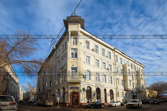 Москва. Бывший доходный дом Микини, Армянский переулок, 1/8с1 (2017 год). Стоковое фото, фотограф Татьяна Белова / Фотобанк Лори