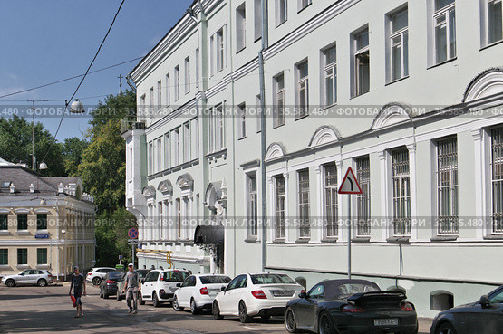 Москва. Хохловский переулок, дом 14, строение 1. Городская усадьба И.В.Четверикова (2017 год). Редакционное фото, фотограф Илюхина Наталья / Фотобанк Лори