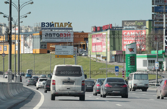 Москва, МКАД в районе Северное Тушино (2018 год). Редакционное фото, фотограф Дмитрий Неумоин / Фотобанк Лори