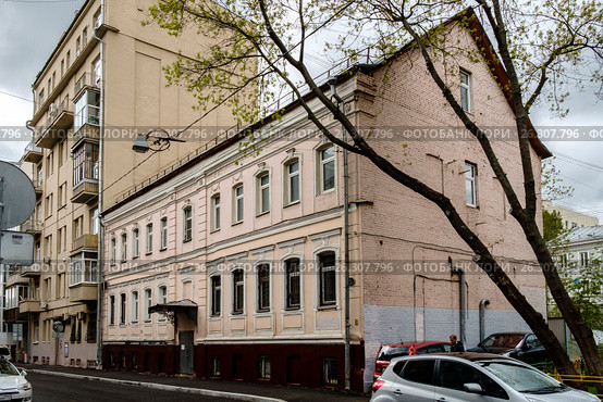 Москва, Печатников переулок, дом 15 строение 2 (2017 год). Стоковое фото, фотограф glokaya_kuzdra / Фотобанк Лори