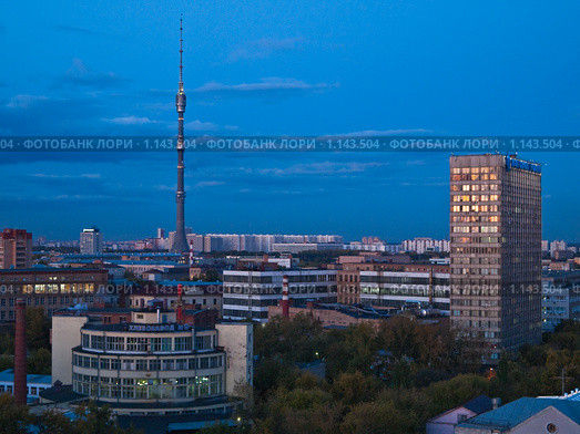 Москва, вечер, вид с 14 этажа дома на Бутырской улице (2009 год). Редакционное фото, фотограф Иван Сазыкин / Фотобанк Лори