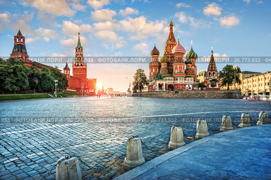 Москва. Вечерний свет на Красной площади. Evening light on Red Square (2017 год). Стоковое фото, фотограф Baturina Yuliya / Фотобанк Лори