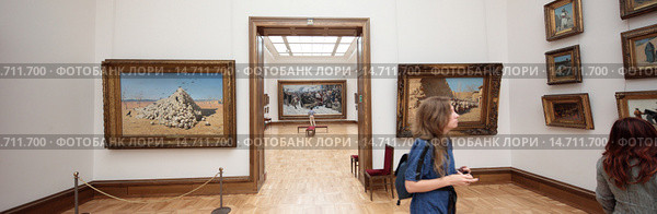 Москва, зал с работами В.В. Верещагина в Третьяковской галерее (2015 год). Редакционное фото, фотограф Дмитрий Неумоин / Фотобанк Лори
