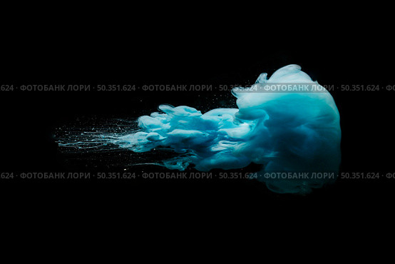 motion ink drop water. Стоковое фото, агентство Ingram Publishing / Фотобанк Лори