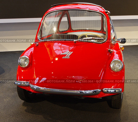 Мотоколяска (микрокар) Heinkel Kabine. Музей автомобильной техники. Музейный комплекс УГМК, город Верхняя Пышма, Свердловская область (2021 год). Редакционное фото, фотограф Алексей Иванов / Фотобанк Лори