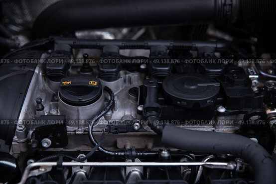 Моторный отсек фольксваген volkswagen (2018 год). Редакционное фото, фотограф Валентина Кунц / Фотобанк Лори