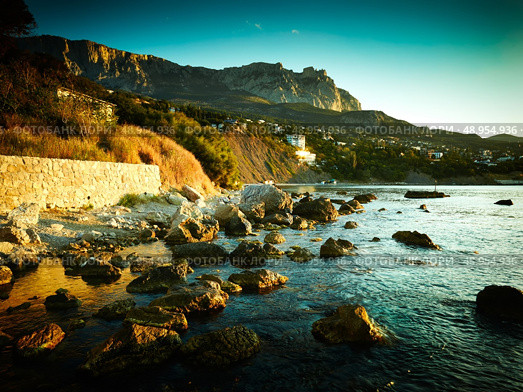 Mountains and sea at sunset. Crimea landscape. Nature background. Стоковое фото, агентство Ingram Publishing / Фотобанк Лори