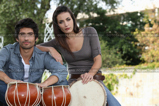 Musicians in the park. Стоковое фото, агентство Ingram Publishing / Фотобанк Лори