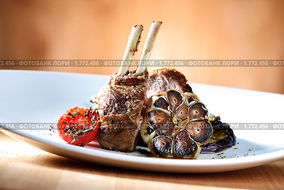 Мясо с овощами. Стоковое фото, фотограф Евгений Петровский / Фотобанк Лори