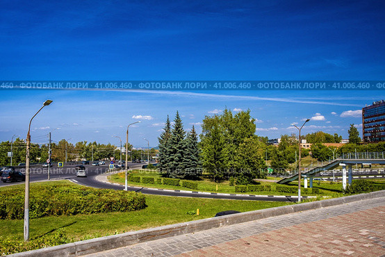 Мызинская развязка (проспект Гагарина и улица Ларина в Нижнем Новгороде) (2023 год). Редакционное фото, фотограф Илья Старков / Фотобанк Лори