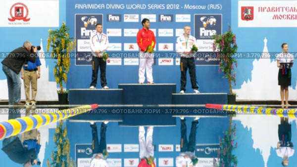 Награждение медалями победителей чемпионата по дайвингу World FINA, таймлапс (2012 год). Редакционное видео, видеограф Losevsky Pavel / Фотобанк Лори