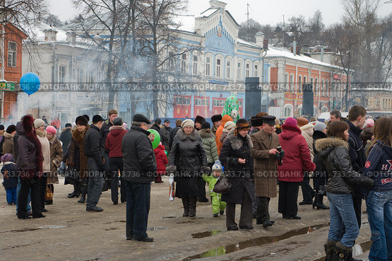 Народные гулянья на масленицу (2009 год). Редакционное фото, фотограф Денис Шароватов / Фотобанк Лори