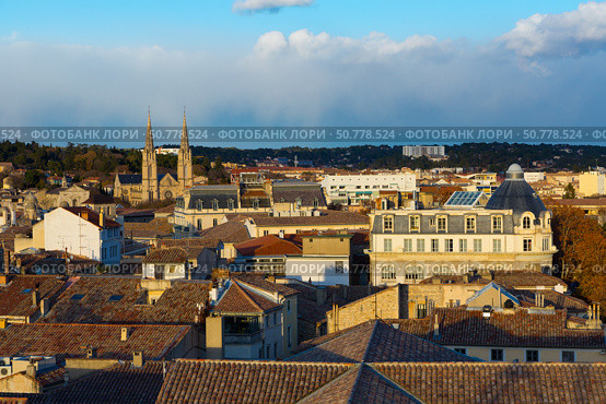 Nimes with Church Saint-Baudile (2017 год). Стоковое фото, фотограф Яков Филимонов / Фотобанк Лори