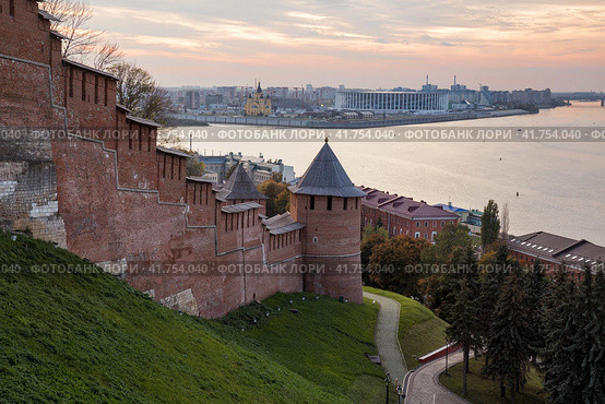 Nizhny Novgorod at sunset (2023 год). Редакционное фото, фотограф Юлия Бабкина / Фотобанк Лори