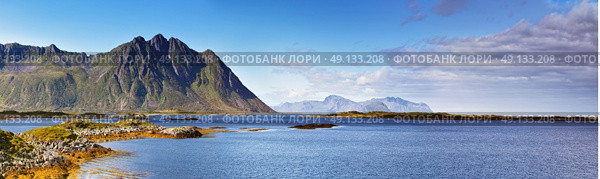Norway landscape sunny summer panorama, fjord and mountains in the background. Стоковое фото, агентство Ingram Publishing / Фотобанк Лори