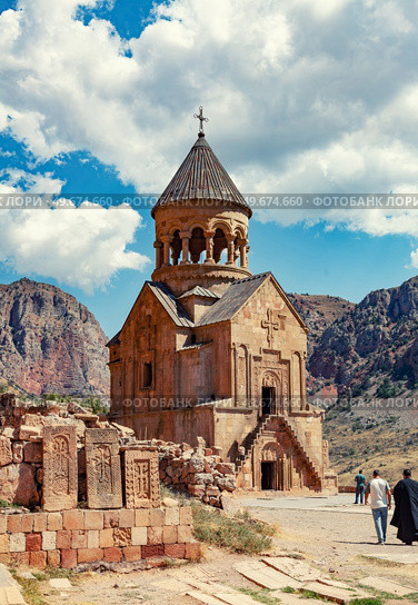 Novarank monastery in Armenia photo. Noravank monastery was founded in 1205. . Стоковое фото, агентство Ingram Publishing / Фотобанк Лори