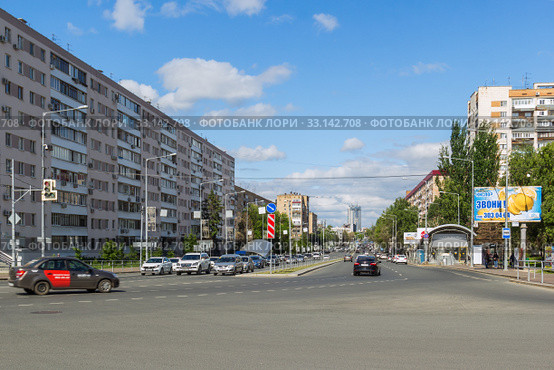 Novo-Sadovaya street in Samara in the summer (2019 год). Редакционное фото, фотограф Дмитрий Тищенко / Фотобанк Лори
