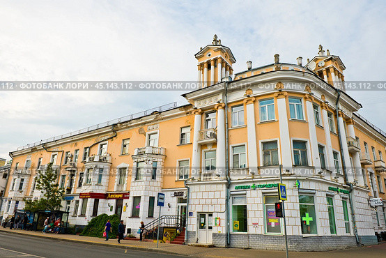 Новоторжская улица, дом 23 / Трёхсвятская улица, дом 39. Тверь. Россия. Редакционное фото, фотограф E. O. / Фотобанк Лори