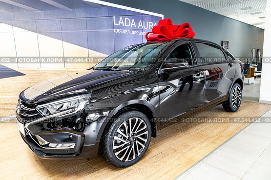 Новый автомобиль Lada Aura. Lada — российский производитель автомобилей. Редакционное фото, фотограф FotograFF / Фотобанк Лори
