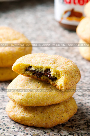 Nutella stuffed snicker doodles.style rustic (2017 год). Редакционное фото, фотограф Зоряна Ивченко / Фотобанк Лори