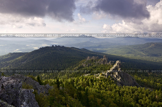 Облака над Южно-Уральскими горами. Стоковое фото, фотограф Евгений Прокофьев / Фотобанк Лори