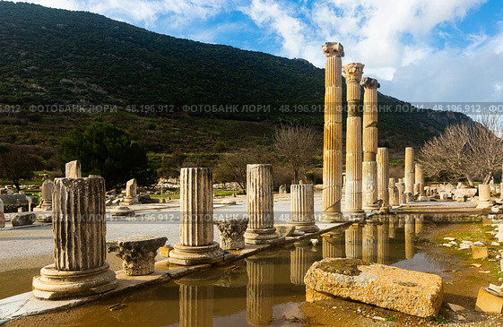Odeon theater and Upper Agora in the Efesus. Стоковое фото, фотограф Яков Филимонов / Фотобанк Лори