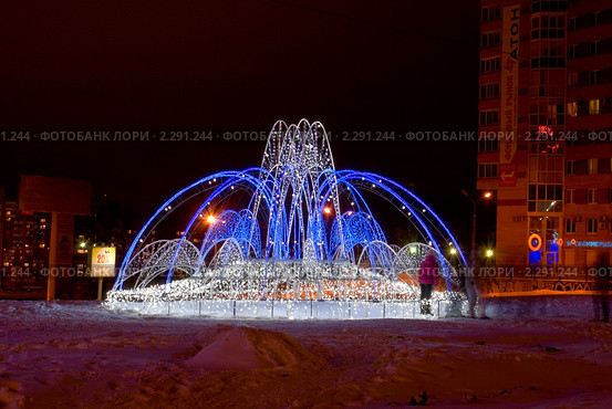 Огненный фонтан, г. Пермь (2011 год). Редакционное фото, фотограф Александр  Буторин / Фотобанк Лори