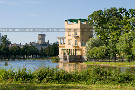 Ольгин Павильон. Петергоф (2011 год). Редакционное фото, фотограф Александр Щепин / Фотобанк Лори