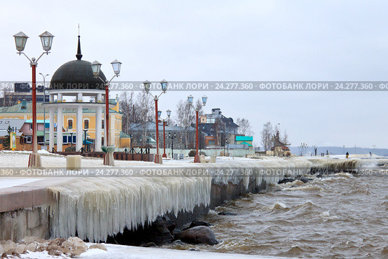Онежская Набережная в Петрозаводске зимой (2016 год). Стоковое фото, фотограф Лариса Капусткина / Фотобанк Лори