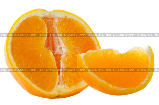 Orange fruit segment and mint leaf on white background. Стоковое фото, агентство Ingram Publishing / Фотобанк Лори