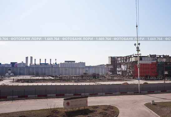 Остатки гостиницы "Россия" (2010 год). Стоковое фото, фотограф Николай Коржов / Фотобанк Лори
