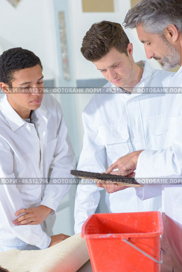 painters on a craft class. Стоковое фото, агентство Ingram Publishing / Фотобанк Лори