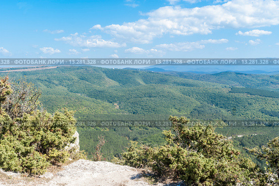 Панорама Крымских гор. Бахчисарайский район (2014 год). Стоковое фото, фотограф Александр  Буторин / Фотобанк Лори