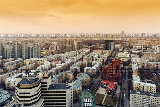 Panorama Of Moscow. Residential areas of old and new buildings (2018 год). Редакционное фото, фотограф Юрий Шурчков / Фотобанк Лори
