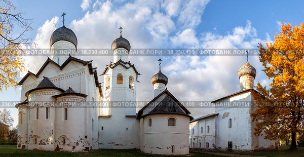 Panoramic view of the former Spaso-Preobrazhensky (Transfiguration) Monastery in Staraya Russa, Novgorod region, Russia (2022 год). Стоковое фото, фотограф Юлия Бабкина / Фотобанк Лори