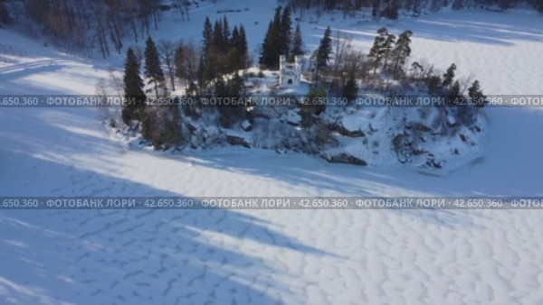Парк Монрепо в городе Выборге в Ленинградской области. Стоковое видео, видеограф Максим Соколов / Фотобанк Лори