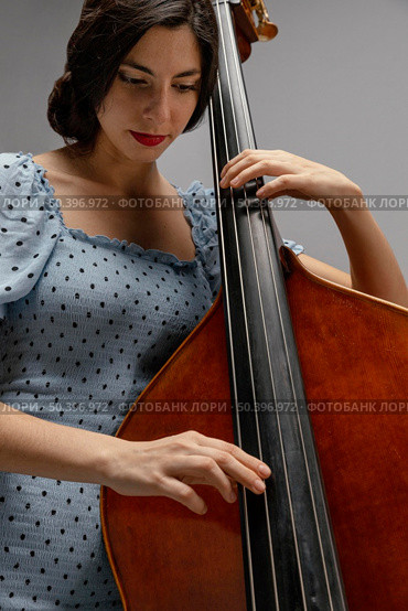 passionate musician celebrating jazz day. Стоковое фото, агентство Ingram Publishing / Фотобанк Лори