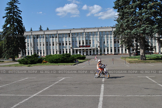 Павильон №230 "Дирекция ГАО ВВЦ корпус № 1". ВДНХ. Москва (2012 год). Редакционное фото, фотограф lana1501 / Фотобанк Лори