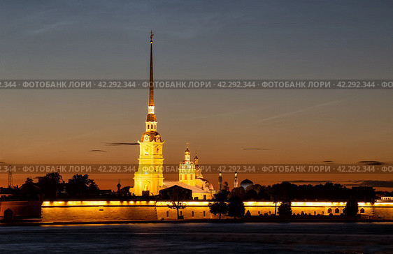 Peter and Paul Fortress in night (2022 год). Стоковое фото, фотограф Юлия Бабкина / Фотобанк Лори