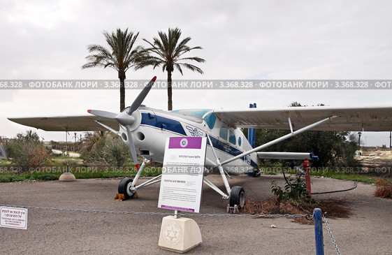 PILATUS PC-6A/ 6A-H2 TURBO PORTER - легкий многоцелевой самолет (2012 год). Редакционное фото, фотограф Irina Opachevsky / Фотобанк Лори