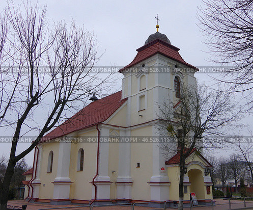 Пинский городской Дом культуры, концертно-выставочный зал (бывший Костёл св. Карло Борромео). Белоруссия, Брестская область, город Пинск, улица Кирова, 37 (2020 год). Редакционное фото, фотограф Алексей Иванов / Фотобанк Лори