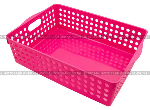 Пластиковая корзина на белом фоне. Empty plastic basket isolated on white background. Стоковое фото, фотограф Татьяна Д / Фотобанк Лори