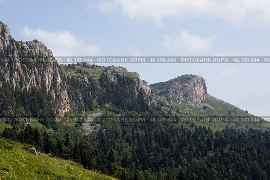 Плато Лаго-Наги (2022 год). Редакционное фото, фотограф Анна Саевская / Фотобанк Лори