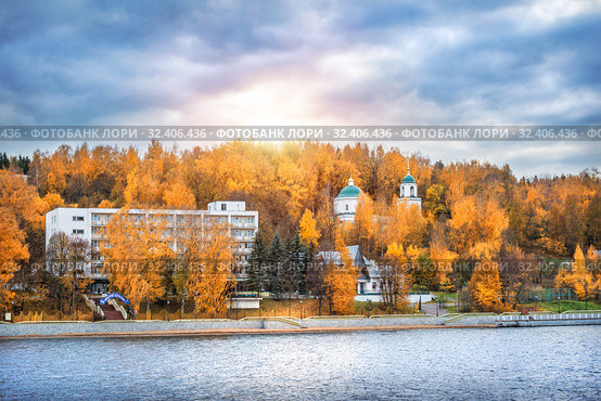 Плес. Пансионат "Актер-Плес". Pension Actor-Ples (2019 год). Редакционное фото, фотограф Baturina Yuliya / Фотобанк Лори