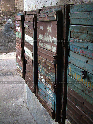 Почтовые ящики (2006 год). Стоковое фото, фотограф Светлана Шушпанова / Фотобанк Лори