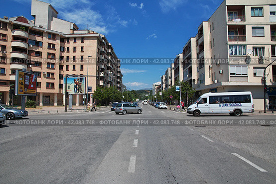 Podgorica, Montenegro - 07 May 2018: The street in Podgorica city, Montenegro. Редакционное фото, фотограф Сергей Стрелков / Фотобанк Лори