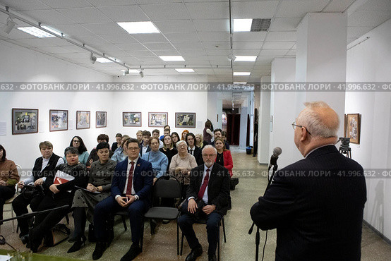 Полковник, житель блокадного Ленинграда Вадим Владимирович Верховский в Балашихинском историко-художественном музее, круглый стол "Непокорённый Ленинград" (2024 год). Редакционное фото, фотограф Дмитрий Неумоин / Фотобанк Лори